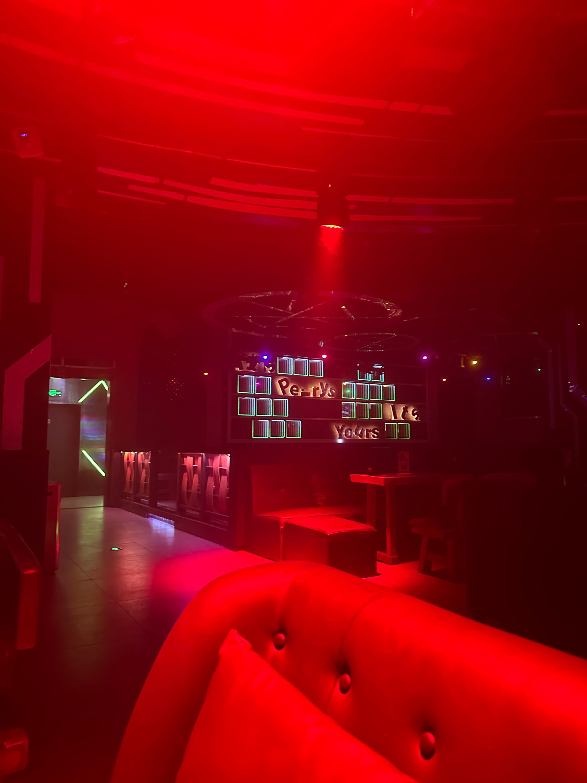 乐山商务ktv环境好吗选择指南-市中区ktv预订